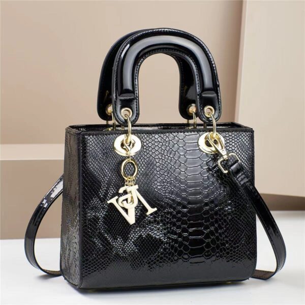 e25a41b2-910a-4a95-abc3-307013907fde.jpg Women's Handbag Shoulder Messenger Bag