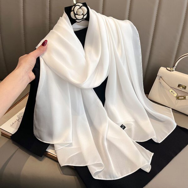 e71ff960-57c3-4ae6-a43f-860db77438b3.jpg Korean-style Springautumn New Solid-color Summer Sun-protection Beach Scarf Womens Silk Scarf
