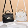 eab2ef32-30c9-4419-ae7f-383440d2152f.jpg Spring And Summer New Women's Messenger Bag