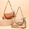 f0924fe0-8dca-49cf-b7ac-f710036957d1.jpg Special Interest Light Luxury Fall Winter Fashion Underarm Saddle Bag